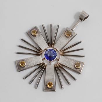 KARL-INGEMAR JOHANSSON, Göteborg, 1971, a citrine and probably blue spinell pendant.