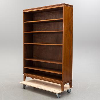 BOKHYLLA, 1900-talets mitt.