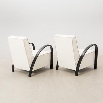 Armchairs, a pair from the first half of the 20th century.