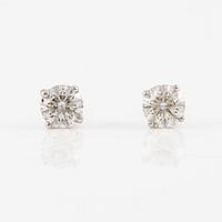 Earrings, 18K white gold with brilliant-cut diamonds totalling 0.72 ct, accompanied by GIA dossier.