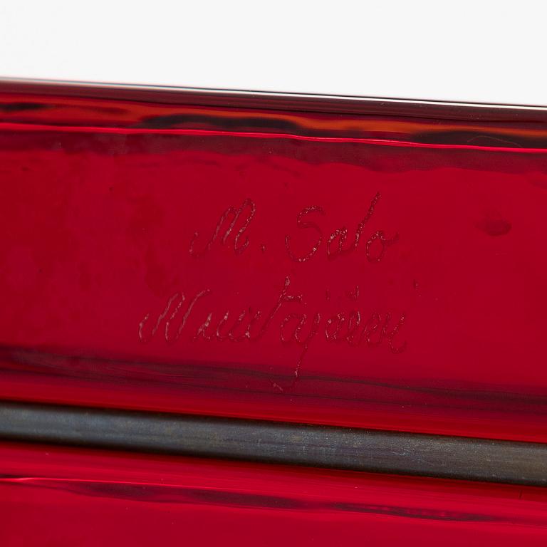 Markku Salo, glasskulptur, "Blushes Easily", signerad M. Salo Nuutajärvi.