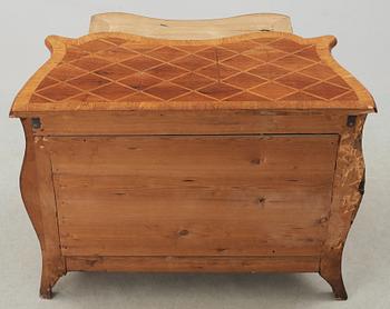 BYRÅ, rokoko, 1700-tal.