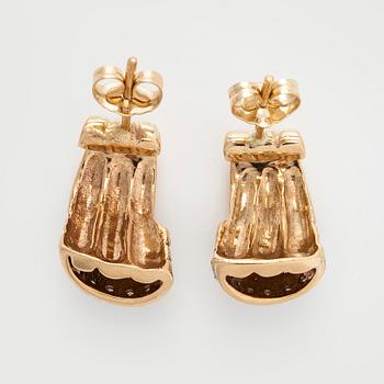 Korvakorut, 14K kultaa ja timantteja.