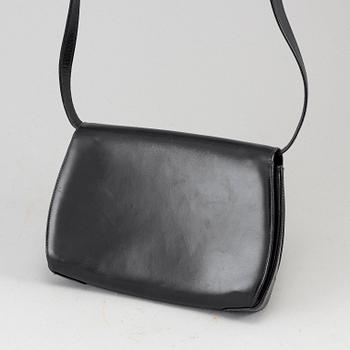 GUCCI, a vintage leather shoulder bag.