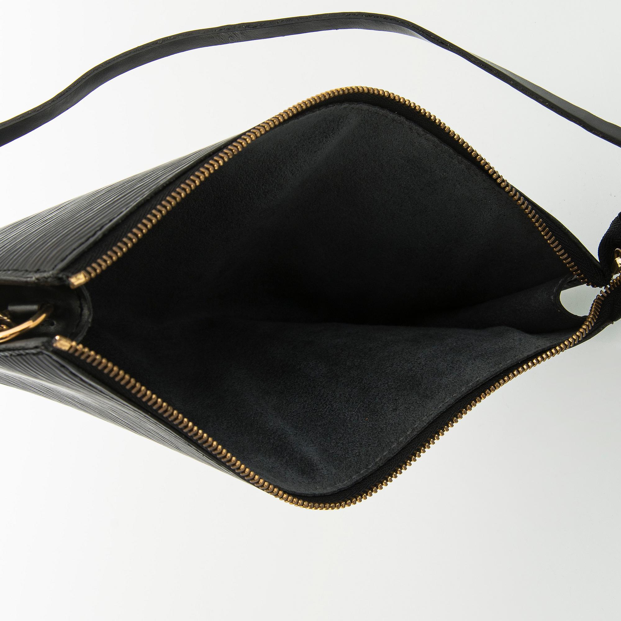 Louis Vuitton, an Epi Lleather 'Pochette' bag.