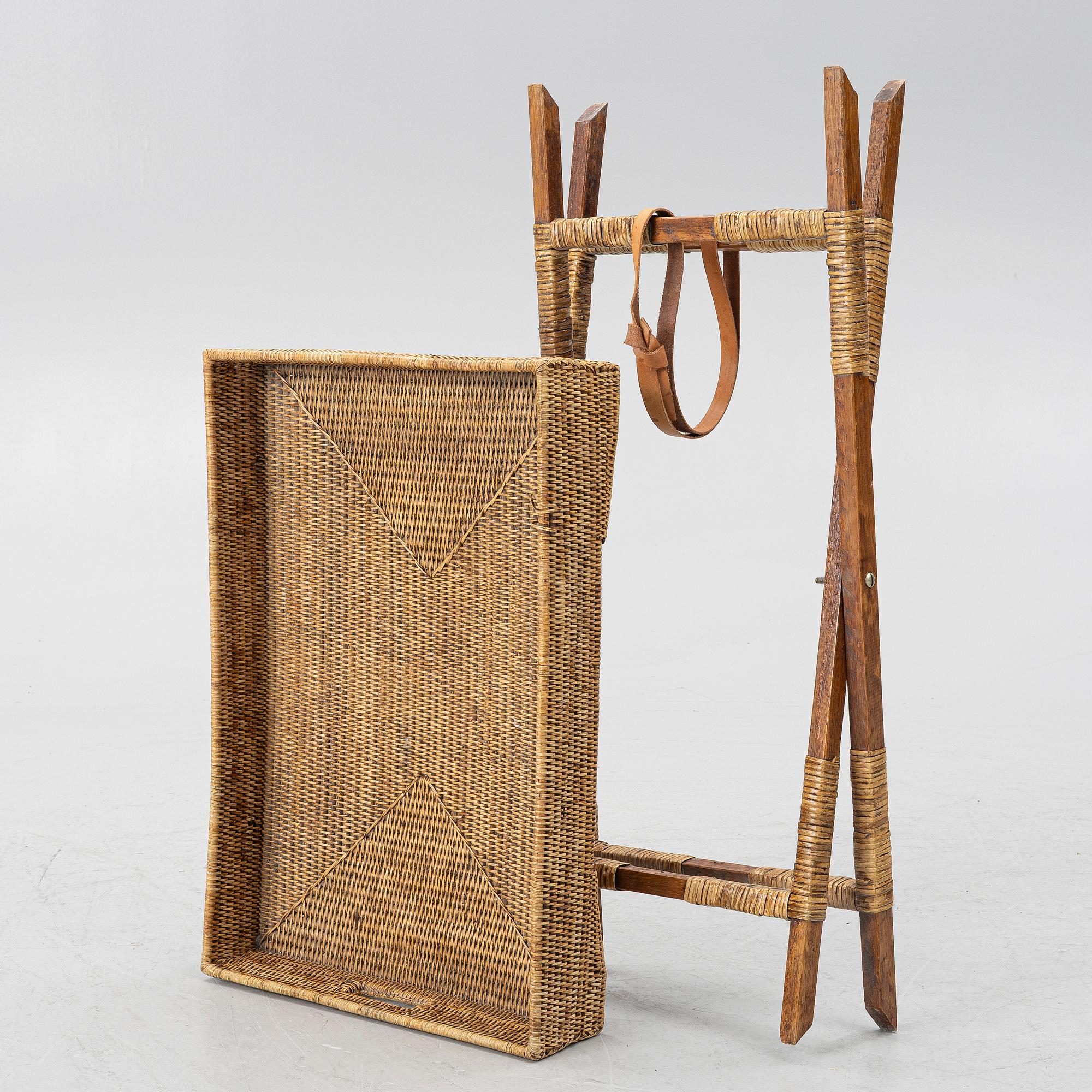 Tray on stand. 20th century.