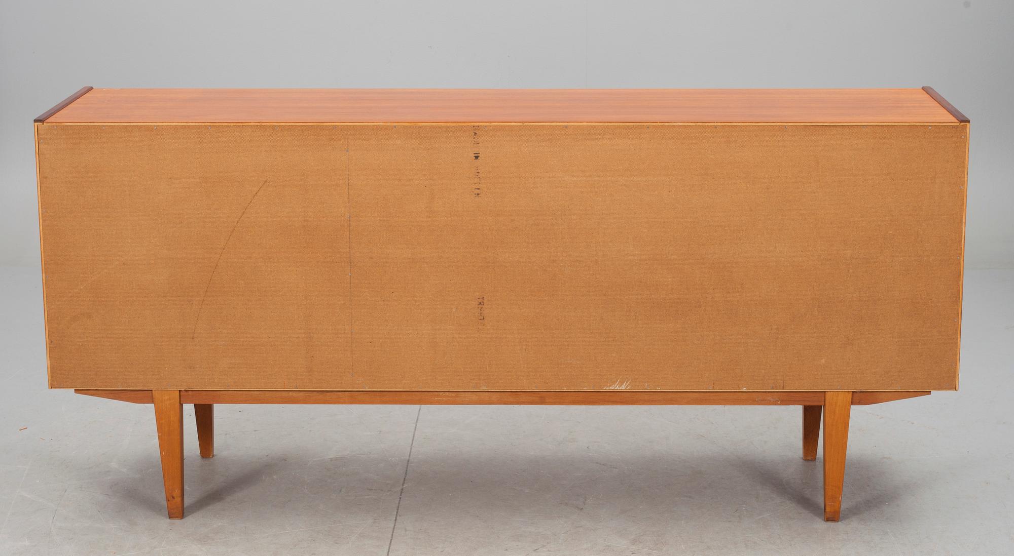 SIDEBOARD, 1960-tal.
