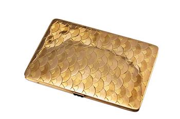 538. A CARTIER CIGARETTE CASE.