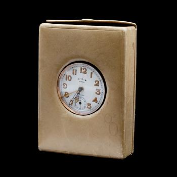 VÄCKARUR och FICKUR, 2+1st, 18k guld (fickur), bla Eterna o Bavaria, 1930-tal resp tid 1900-tal. Vikt (fickur) 31,6g.