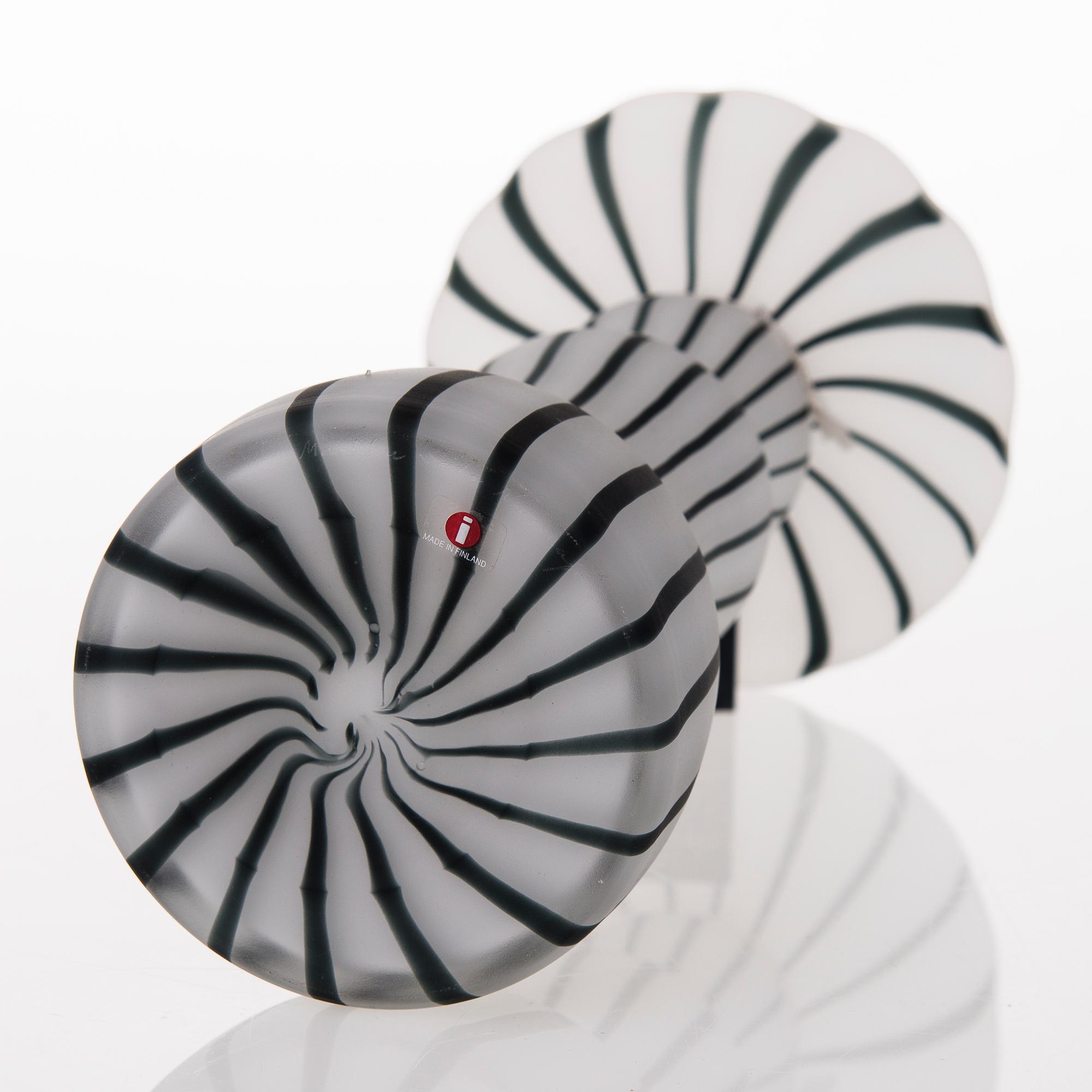 MARKKU SALO, maljakko, "Donna", signeerattu Markku Salo, Nuutajärvi.