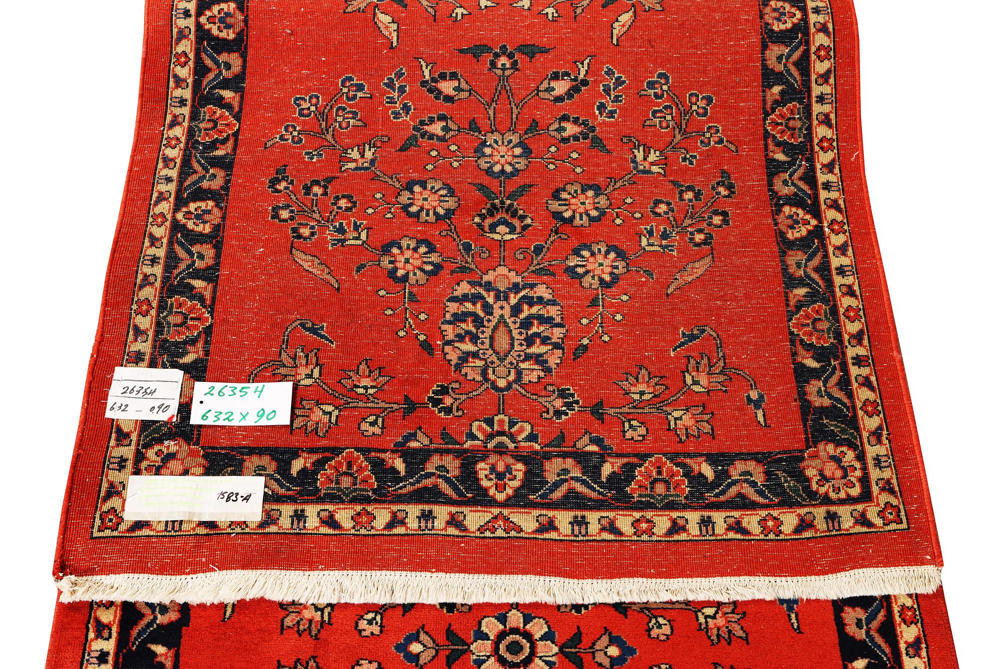 Gallerimatta, Sarouk, ca 632 x 90 cm.