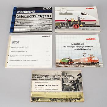 MÄRKLIN, a collection of H0 locomotives and wagons from the second half of the 20th century.