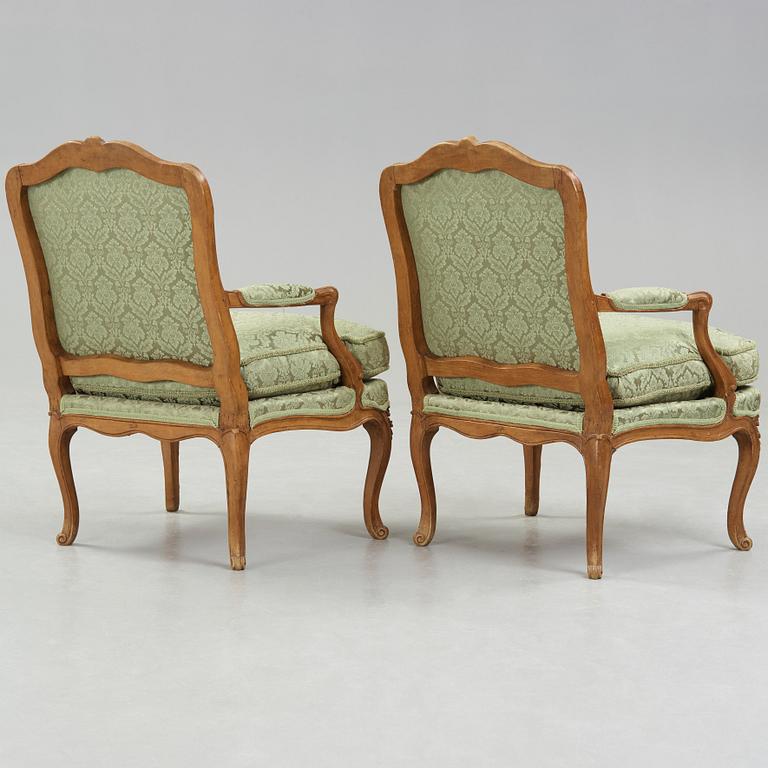 KARMSTOLAR, ett par, Frankrike, 1700-talets mitt, Louis XV.