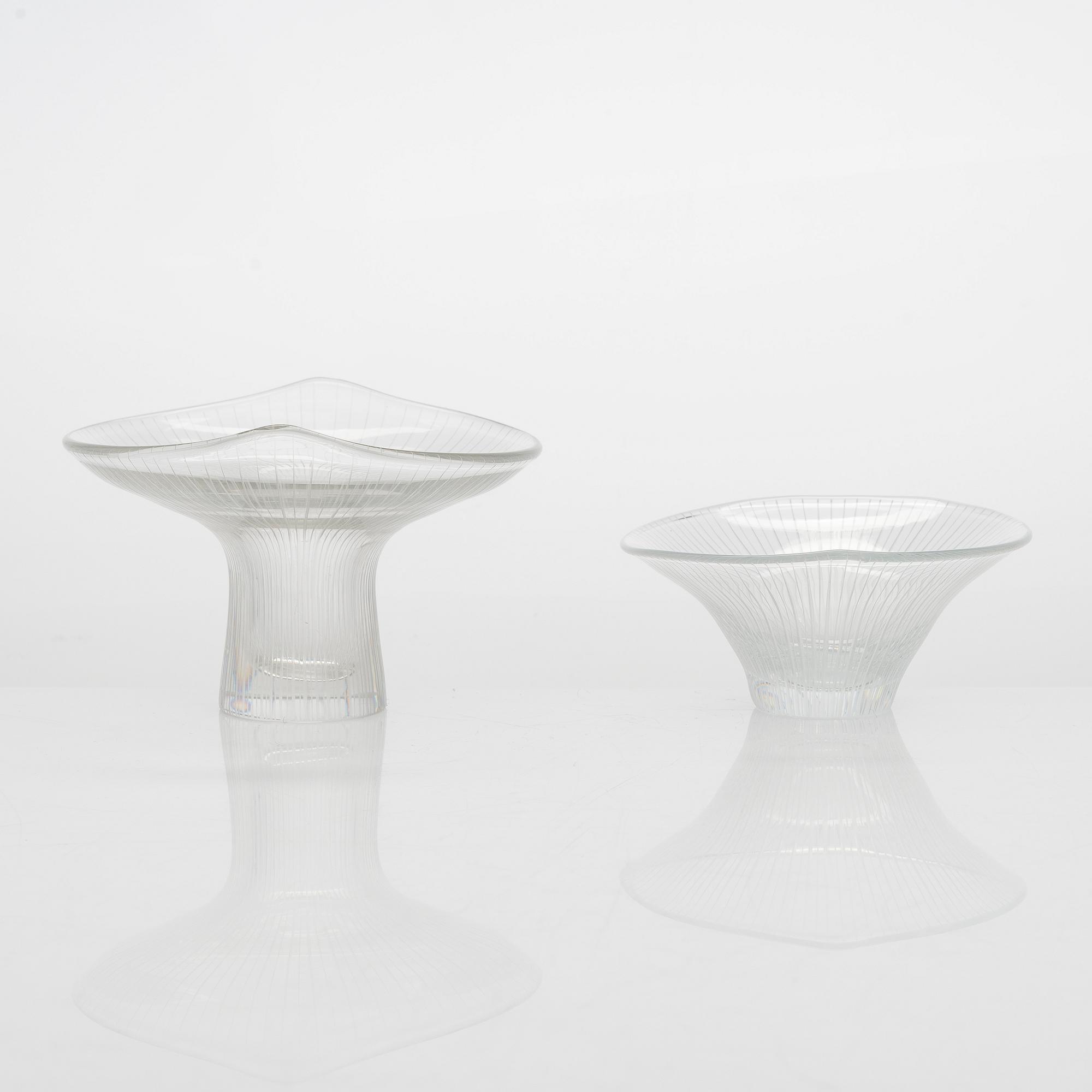 Tapio Wirkkala, Two art glass, model 3523 and 3139. Signed Tapio Wirkkala Iittala -58 och -54.