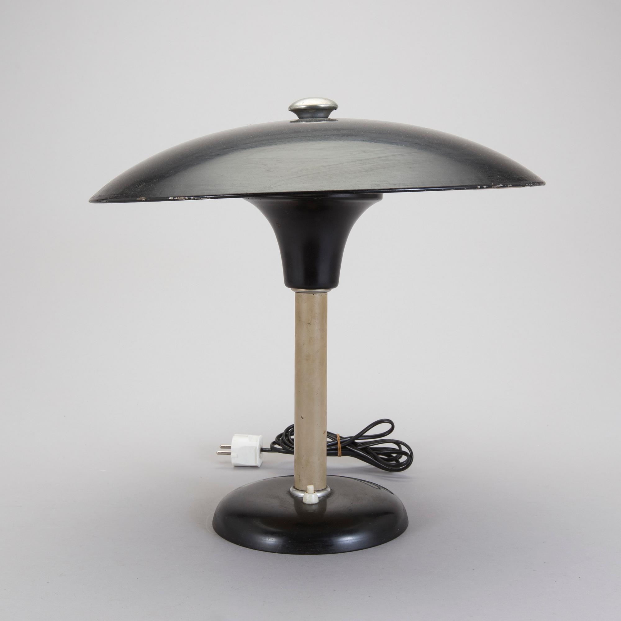 BORDSLAMPA, Schröder Lobenstein, 1900-talets andra kvartal.