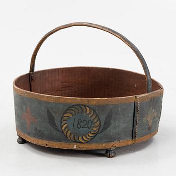 A painted basket, Häsingland, dated 1820.