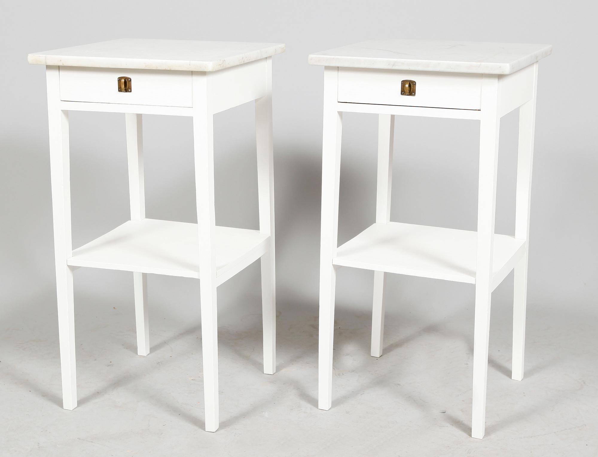 SÄNGBORD, 1 par, tidigt 1900-tal.