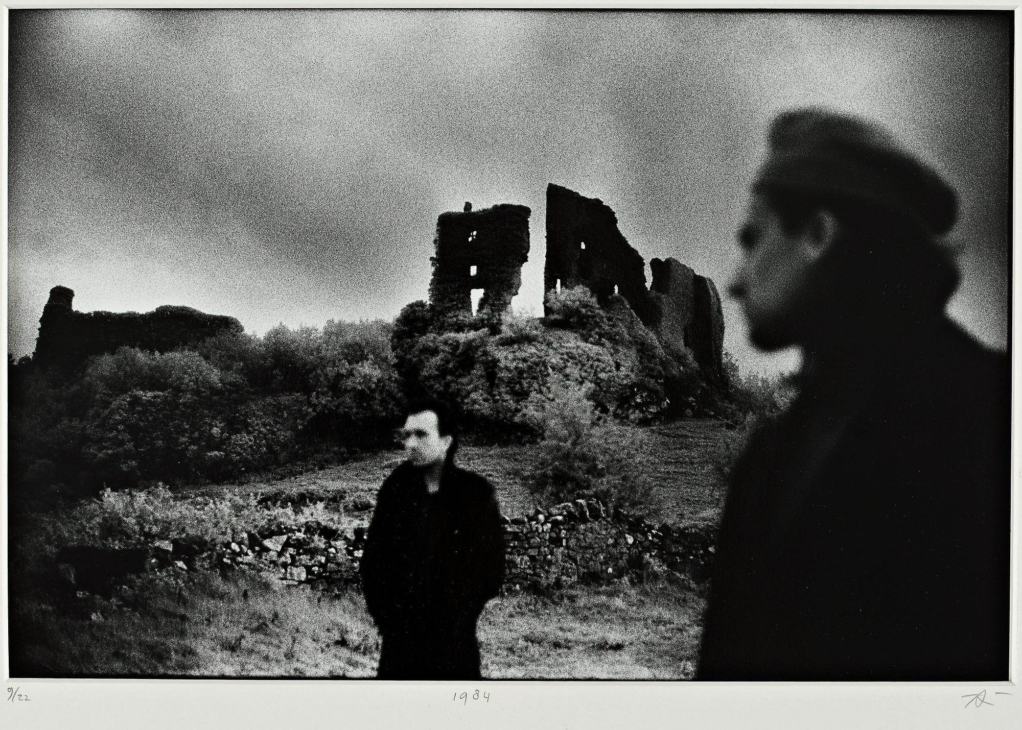 Anton Corbijn, "22:U2", 1982-2003.
