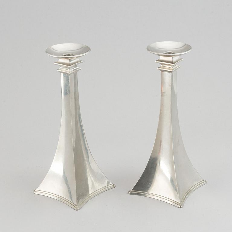 Just Andersen, ljusstakar, ett par, tenn, Danmark, 1920-30-tal.