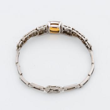 BRACELET platinum and 18K whitegold, 1 citrine, 2 old-cut and 8/8-cut diamonds approx 0,80 ct, G  Dahlgren & Co Malmö.