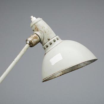 BORDSLAMPA, Triplex lillpendel, Johan Petter Johansson, 1900-talets första hälft.