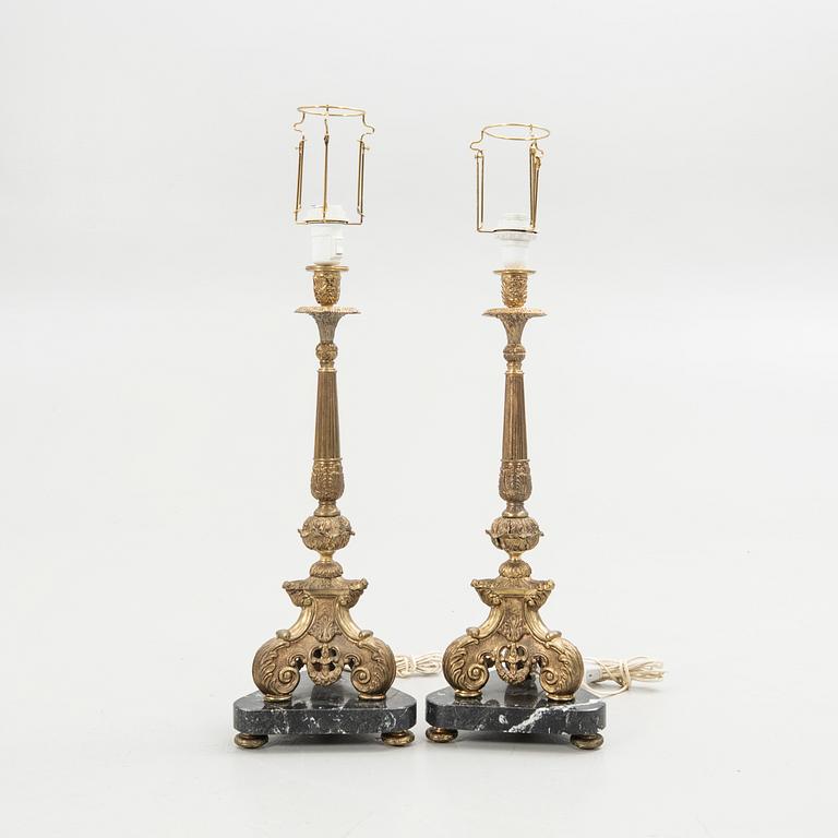 Bordslampor, ett par, Louis XV-stil, Frankrike, 1900-tal.