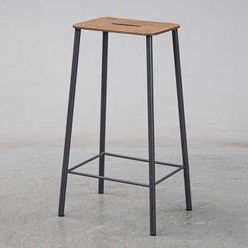 Frama och Toke Lauridsen, "Adam Stool", first edition executed by Toke Lauridsen, Danmark 2012.