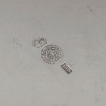 ESTRID ERICSON, ytterfoder 3 st, Firma Svenskt Tenn, Stockholm 1993. Modellen formgiven under 1920-talet.