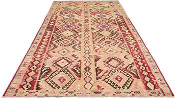 Matta, Persisk Nomad Kelim, ca 381 x 185 cm.