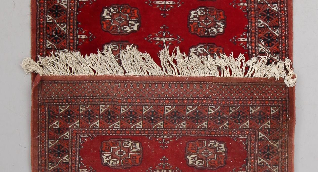 MATTA, orient. Ca 96 x 373 cm.