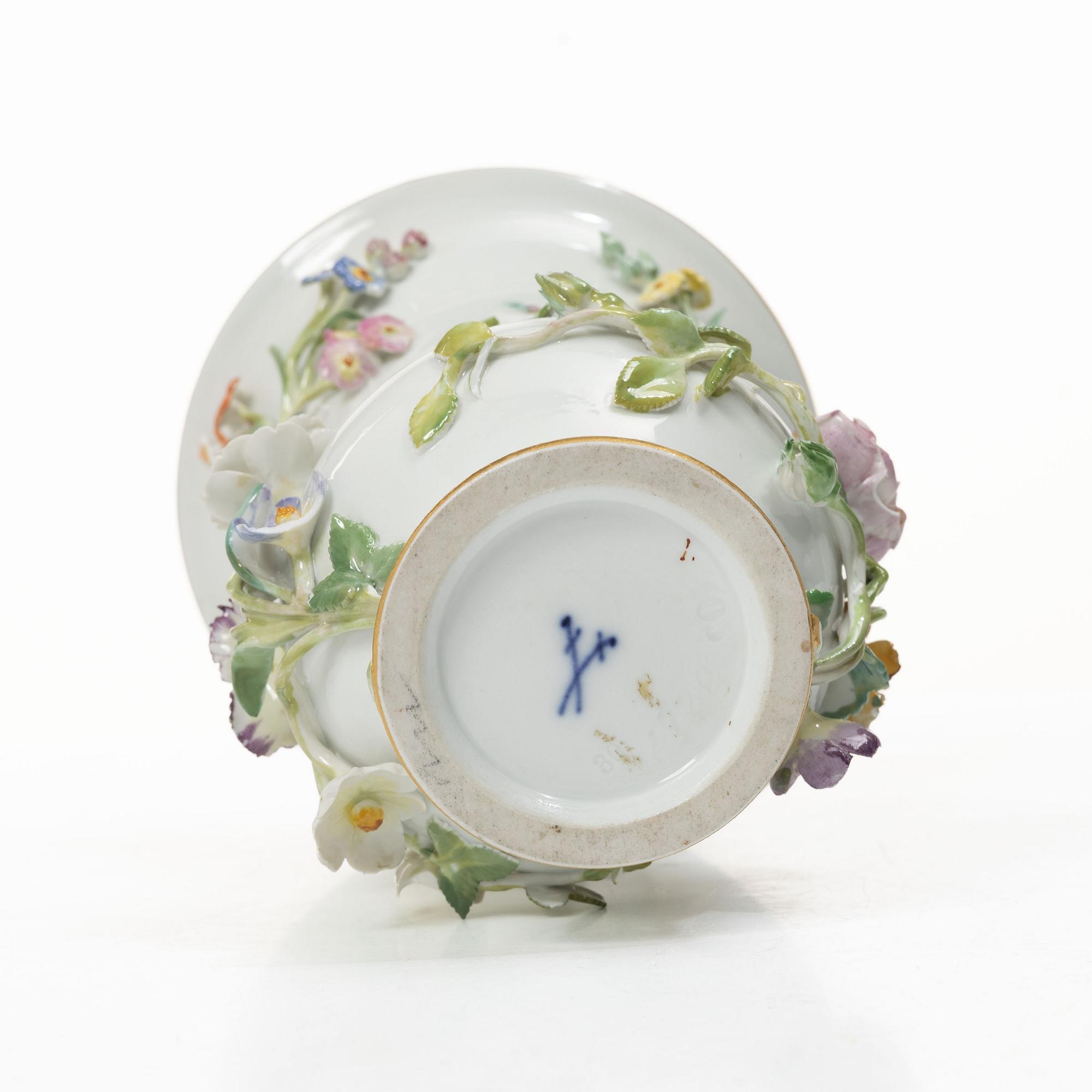 Meissen, Potpurriurna med lock, porslin, omkring 1900.