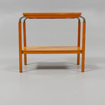 SIDOBORD, Ferdinand Lundqvist, 1900-talets första hälft.