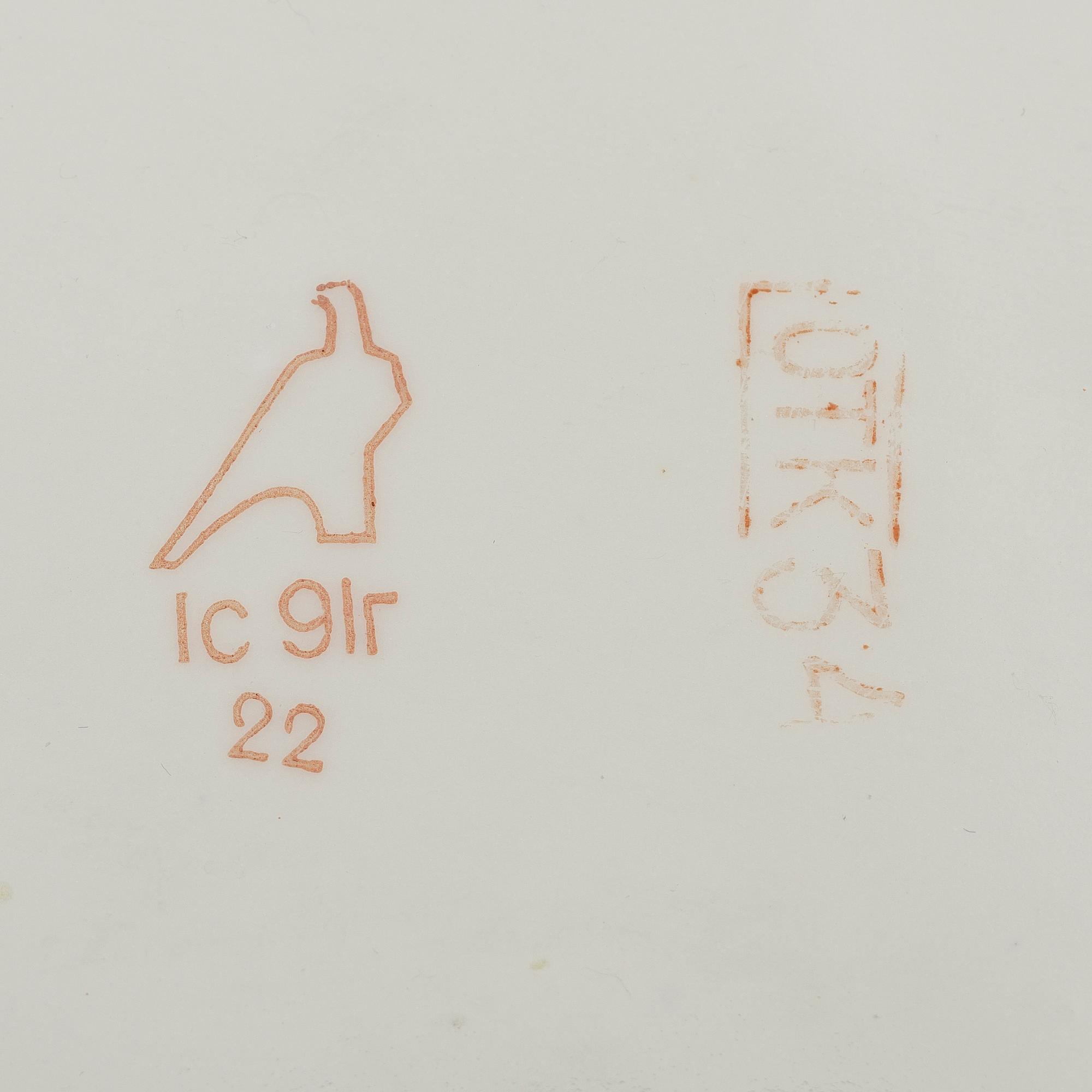 A MID-20TH CENTURY DULEVO PORCELAIN DINNER SET, 59 pcs.