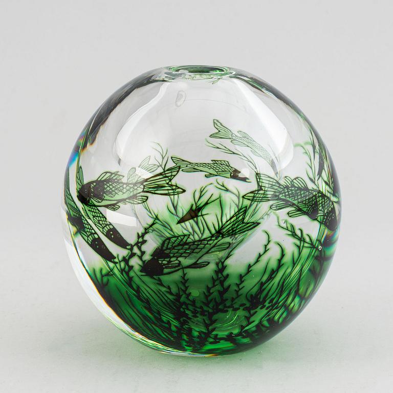 Edward Hald, a 'Fiskgraal' glass vase, Orrefors.