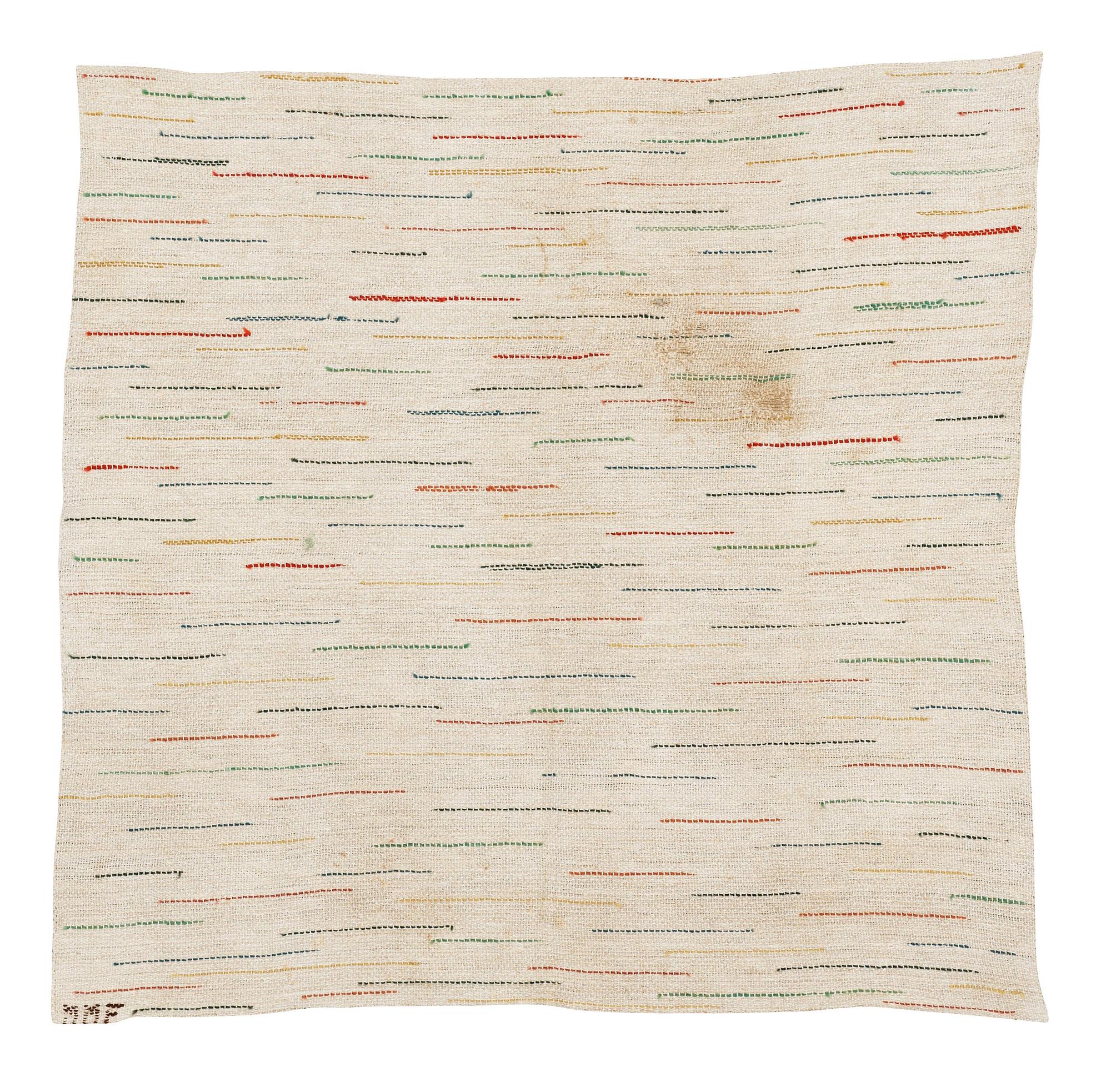 TEXTILE. Flat weave. 84 x 84 cm. Signed MMF.