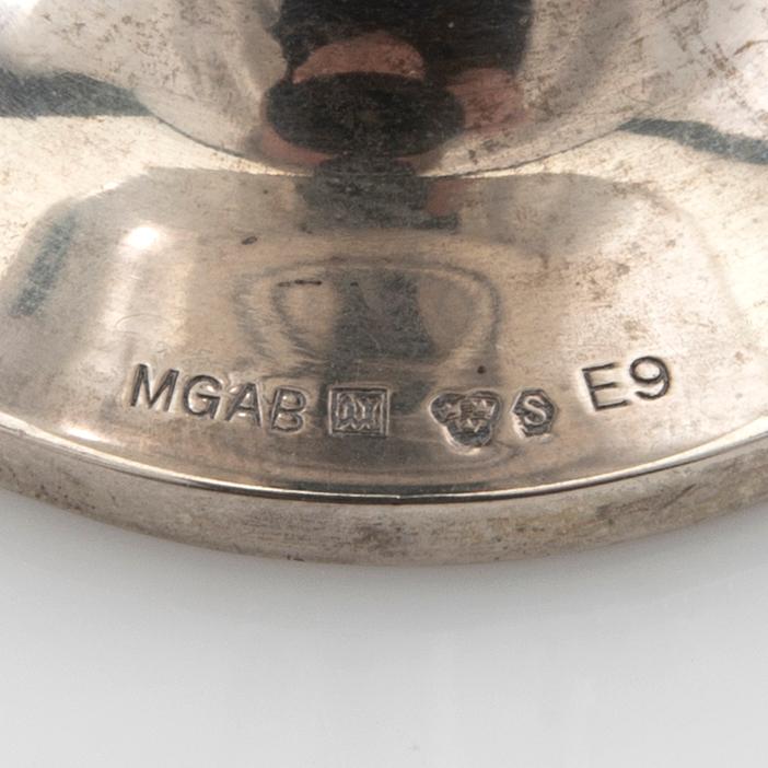 Punch mugs 6+2 and cocktail glasses 2+1 pcs silver.