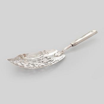 Alexander Kordes, kalaotin, hopeaa, Pietari 1862.