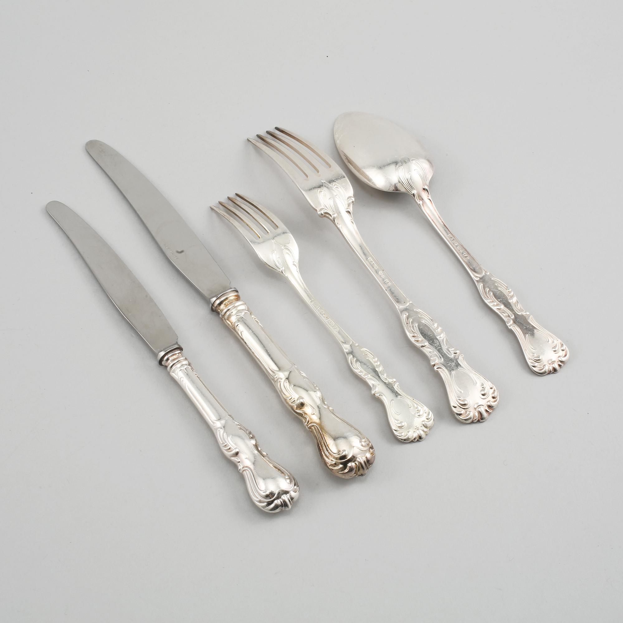 BESTICKSERVIS, 59 delar, silver, "Prins Albert", 1900-talets andra hälft. Vikt 2757 g.