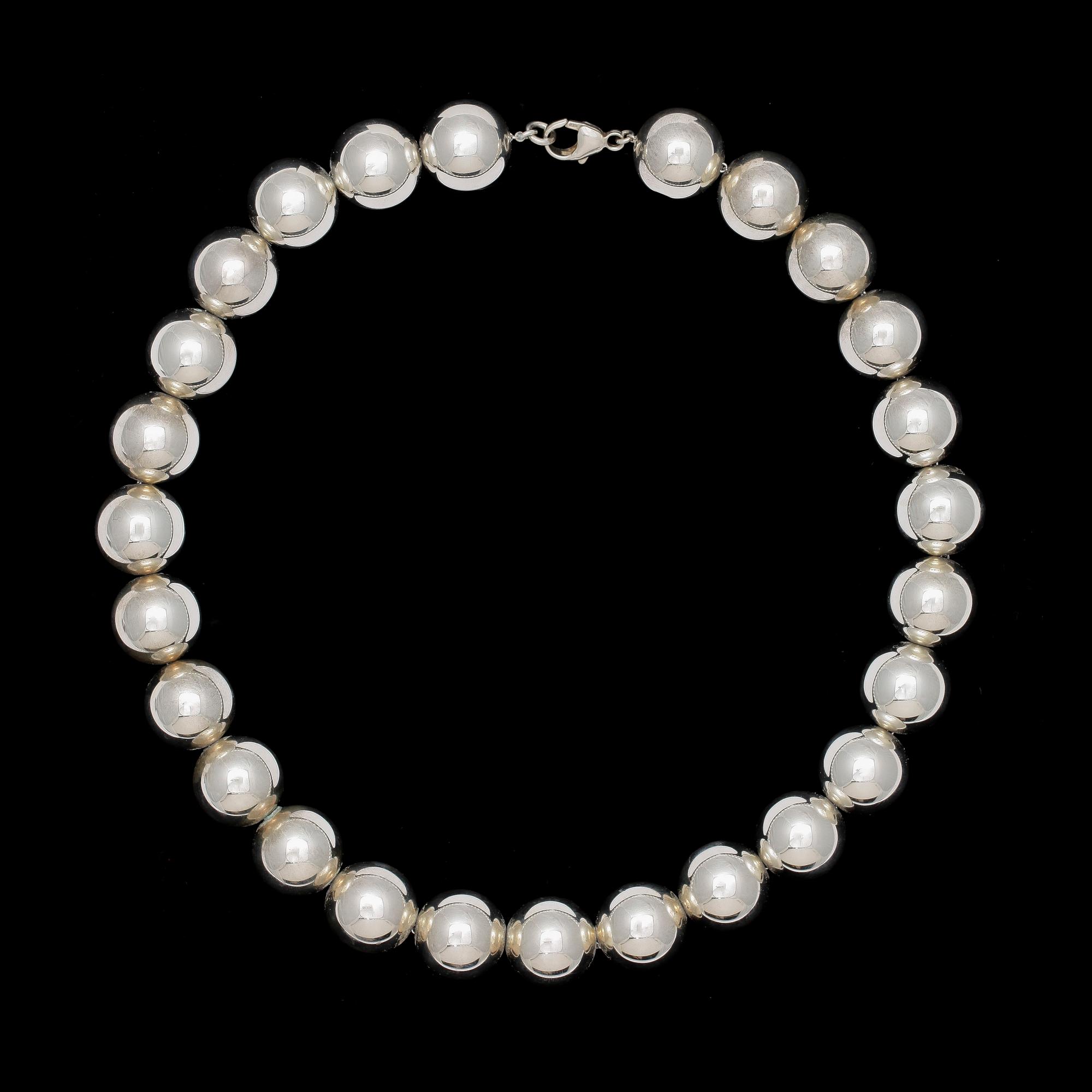 COLLIER, runda kulor i sterling silver.