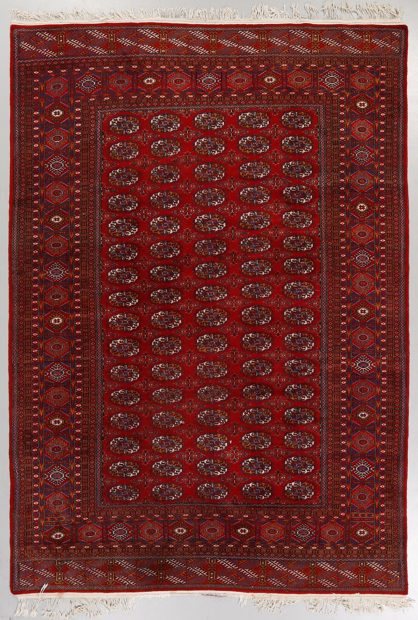 MATTA, Bochara, 1900-talets andra hälft, 285x200 cm.