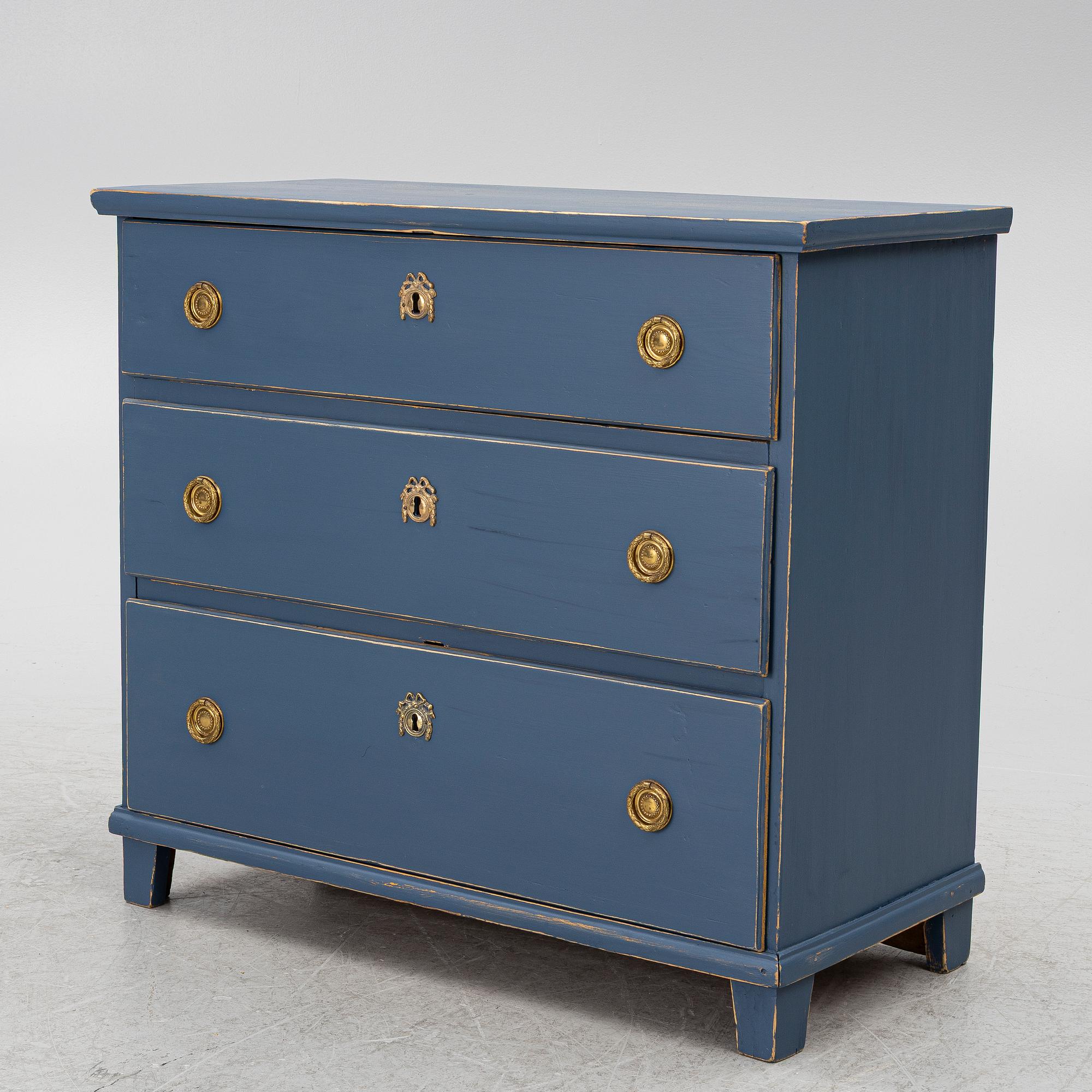 Chest of drawers, circa 1900.