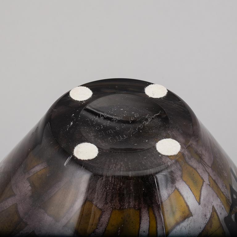 OLLE BROZÉN, a glass vase, limited edition 100, signed, Kosta Boda.