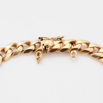 Cabochon-cut rutile quartz bracelet, 18K gold.