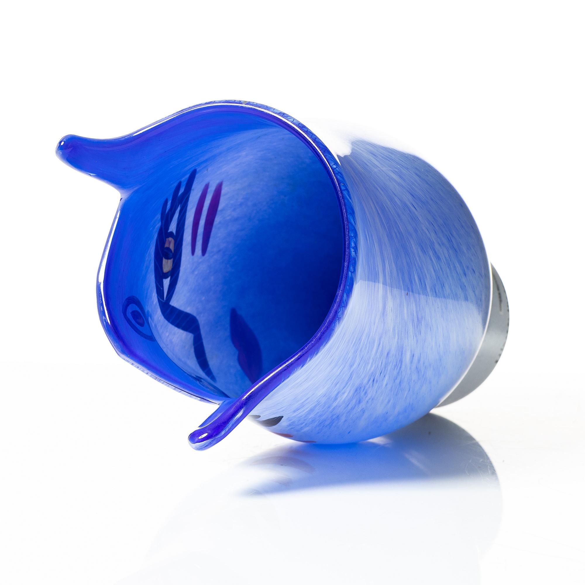 Ulrica Hydman-Vallien, a glass vase, Koda Boda.