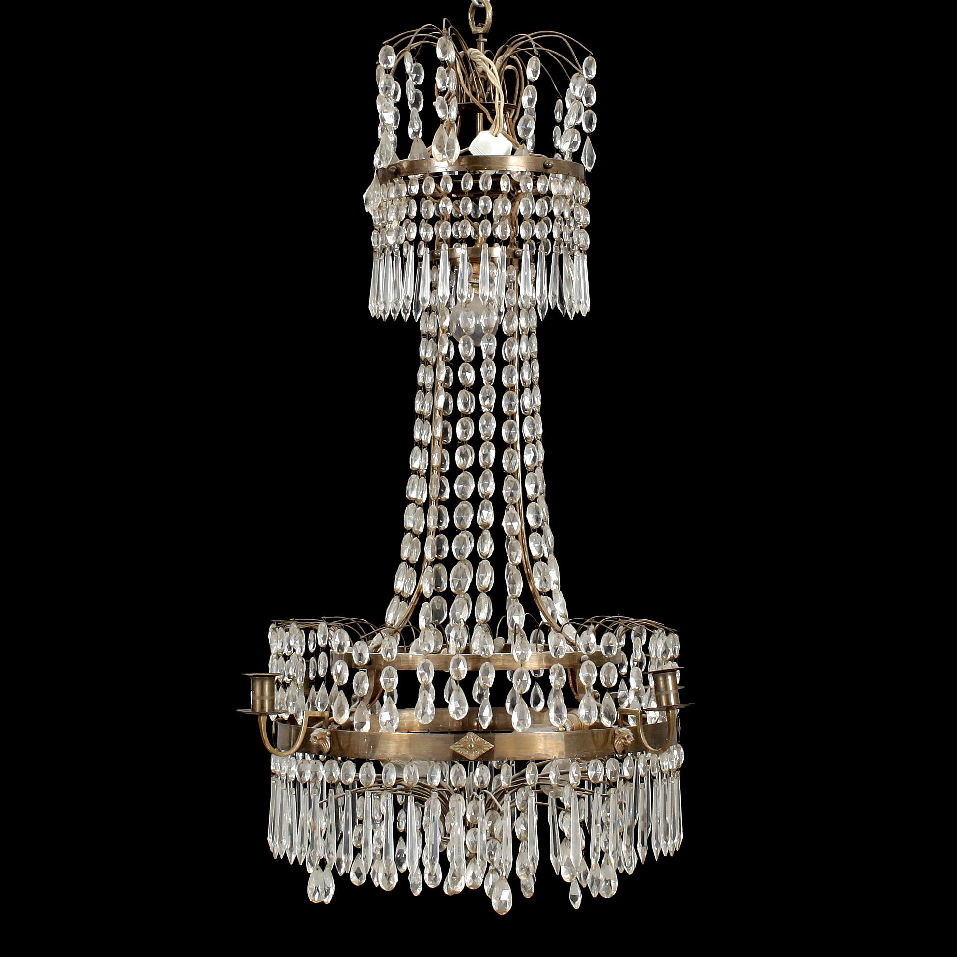 LJUSKRONA, gustaviansk stil, 1900-talets början. Höjd ca 89 cm.