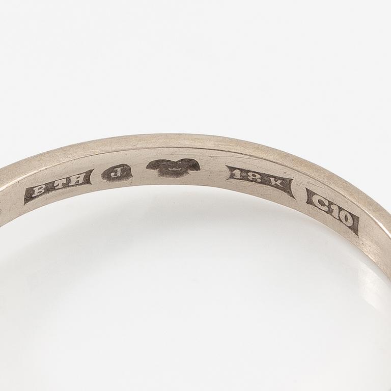 Ring 18K vitguld med briljantslipad diamant 0.65 ct.