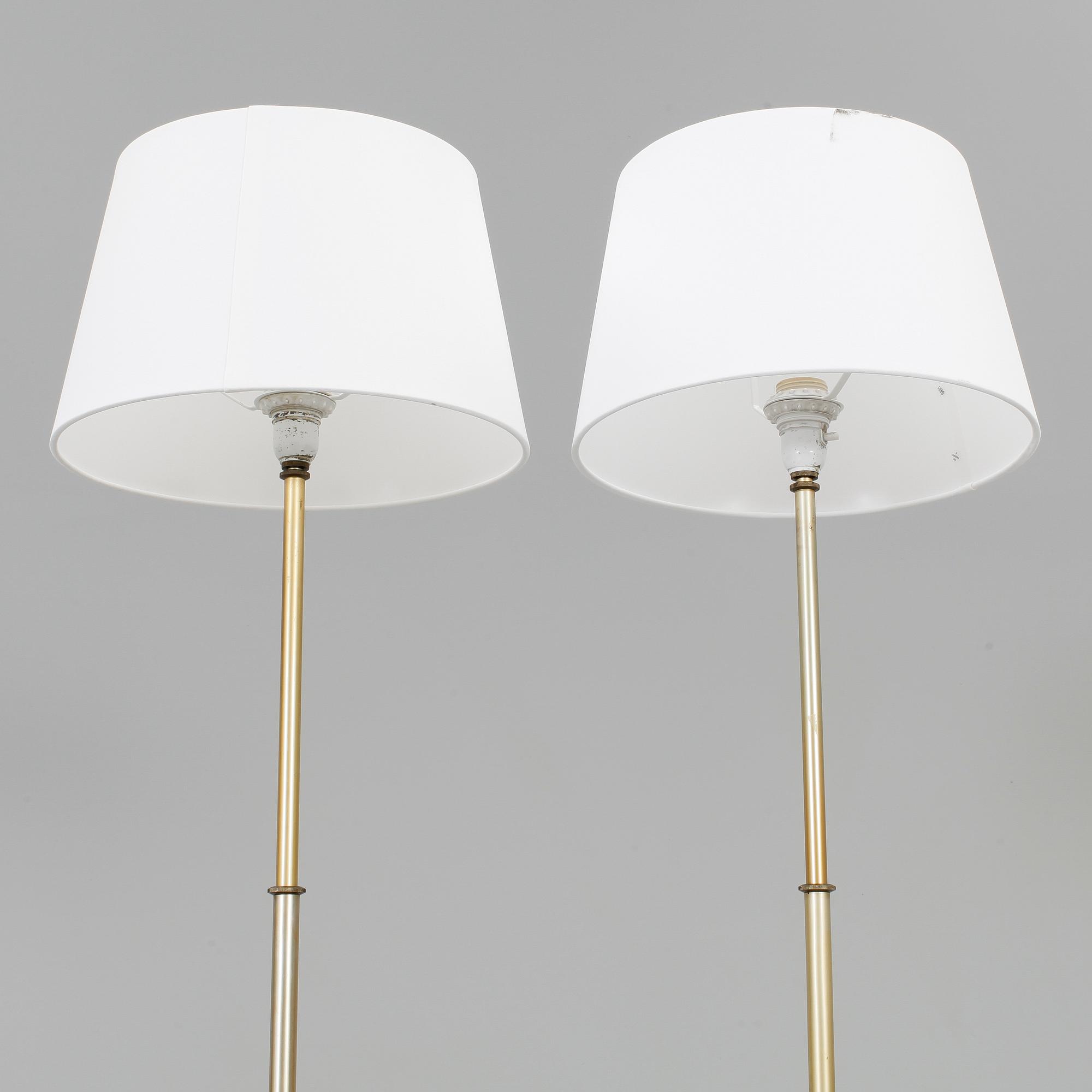 GOLVLAMPOR, ett par, 1960-tal.