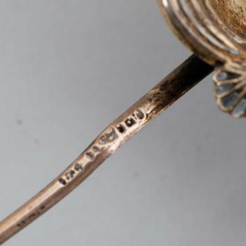 TESPINDLAR, 2 st, silver, svenska stämplar, 1800-tal. Total vikt ca 68 gram.