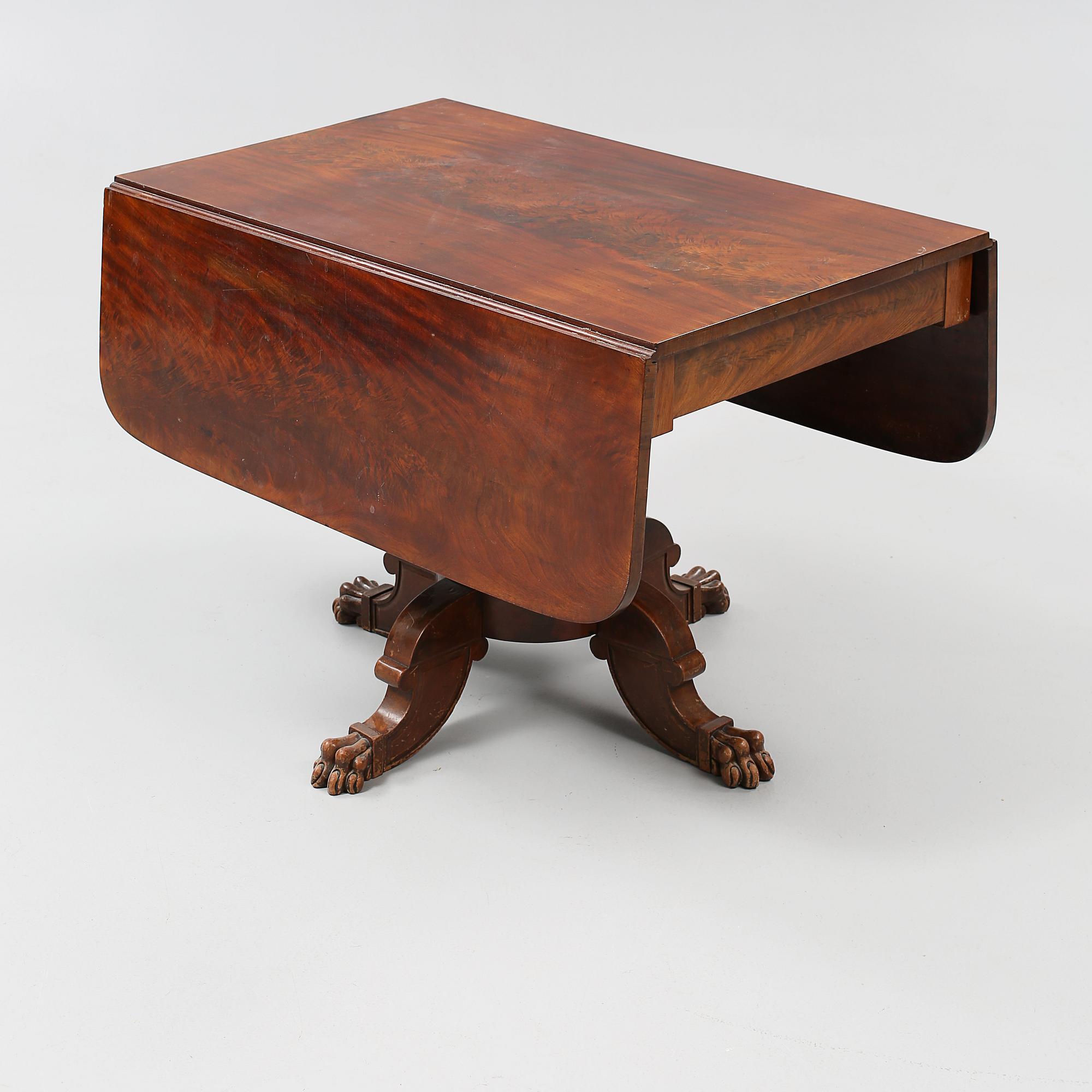 KLAFFBORD, Karl Johan, 1800-talets första hälft.