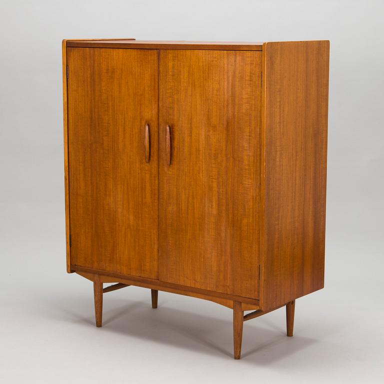 Jussi Peippo, skåp modell 4008 för tillverkare  Asko 1950-tal.